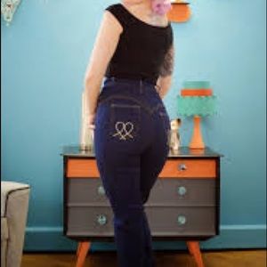 Lady K Loves “Hug Me Baby” Jeans
